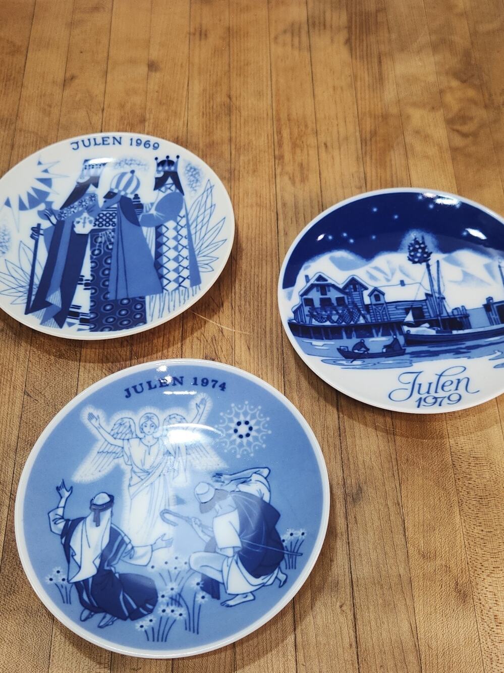 Vintage Porsgrund Norway Julen Christmas Plates Lot 1969 1974 1979 MCM